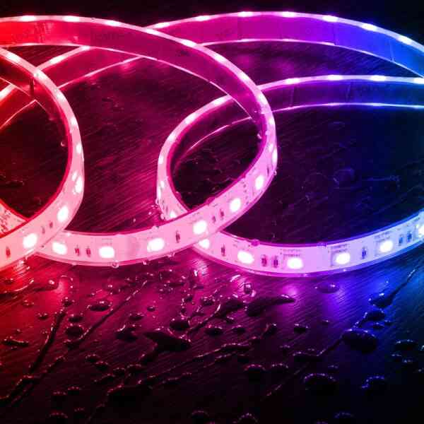 RGB LED-Streifen 24V 5m 60 LED/m IP68 12W/m SMD5050 12mm